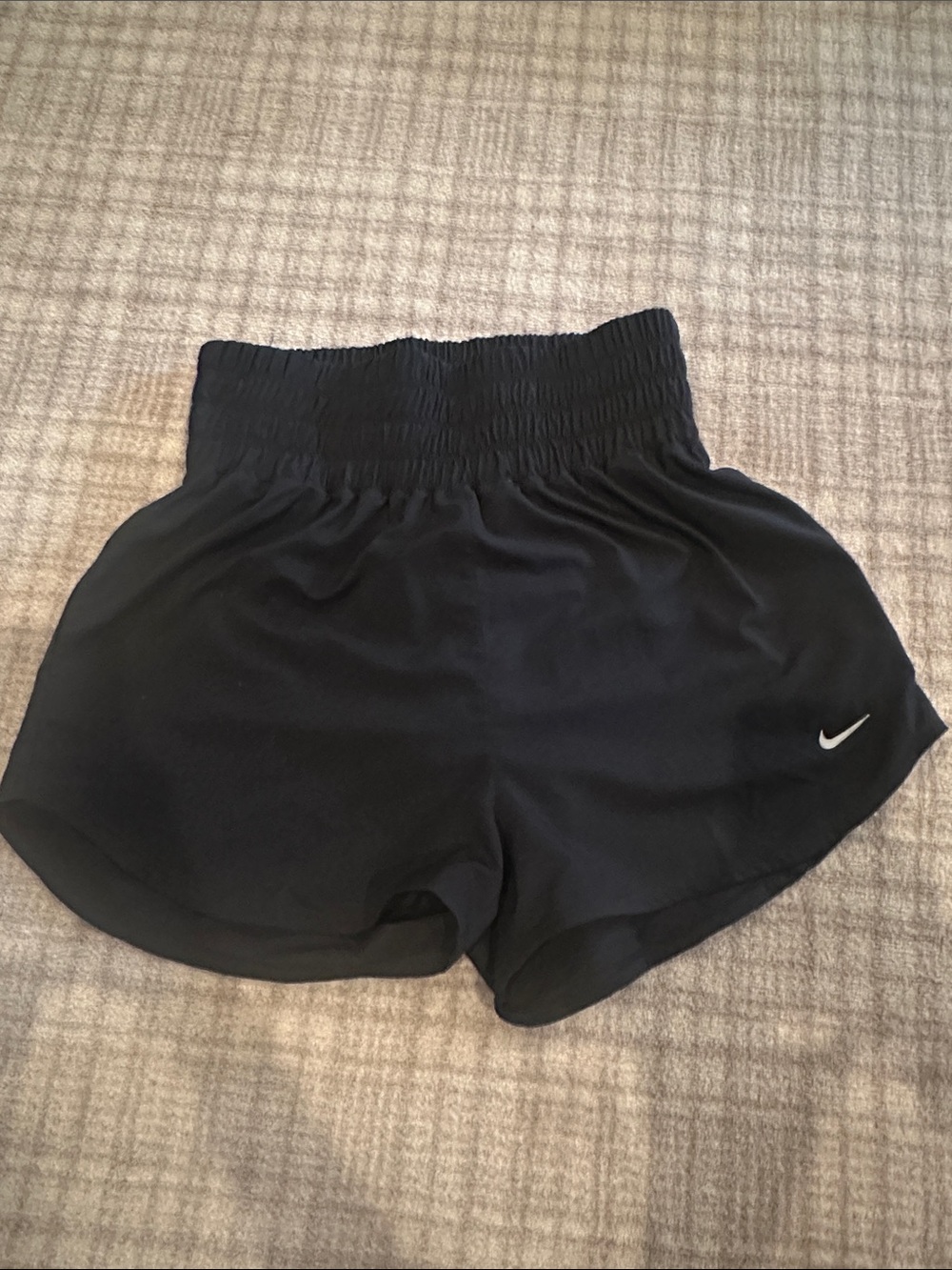 Nike Women's Black Elastic-Waist Athletic Shorts